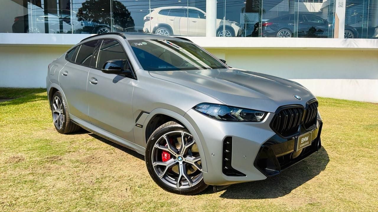 2025 BMW X6 4.4 M60i At