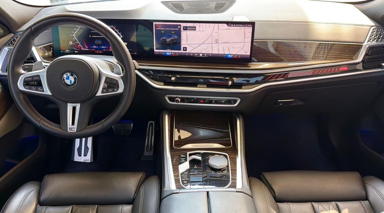 2025 BMW X6 4.4 M60i At