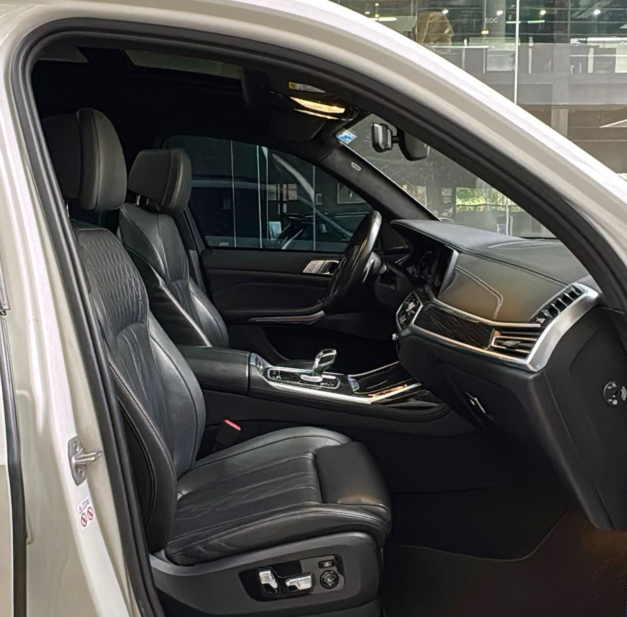 2022 BMW X7 M50i V8 Biturbo 4x4 At