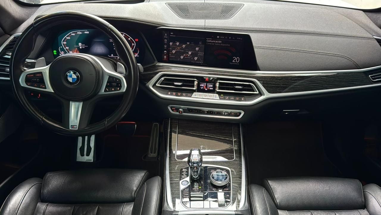 2022 BMW X7 M50i V8 Biturbo 4x4 At