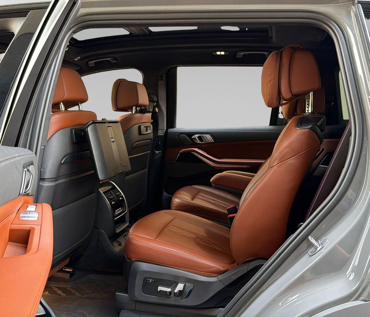 2022 BMW X7 M50i V8 Biturbo 4x4 At