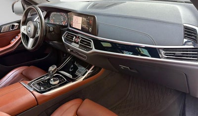2022 BMW X7 M50i V8 Biturbo 4x4 At