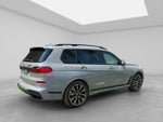 2022 BMW X7 M50i V8 Biturbo 4x4 At