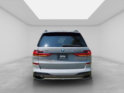 2022 BMW X7 M50i V8 Biturbo 4x4 At