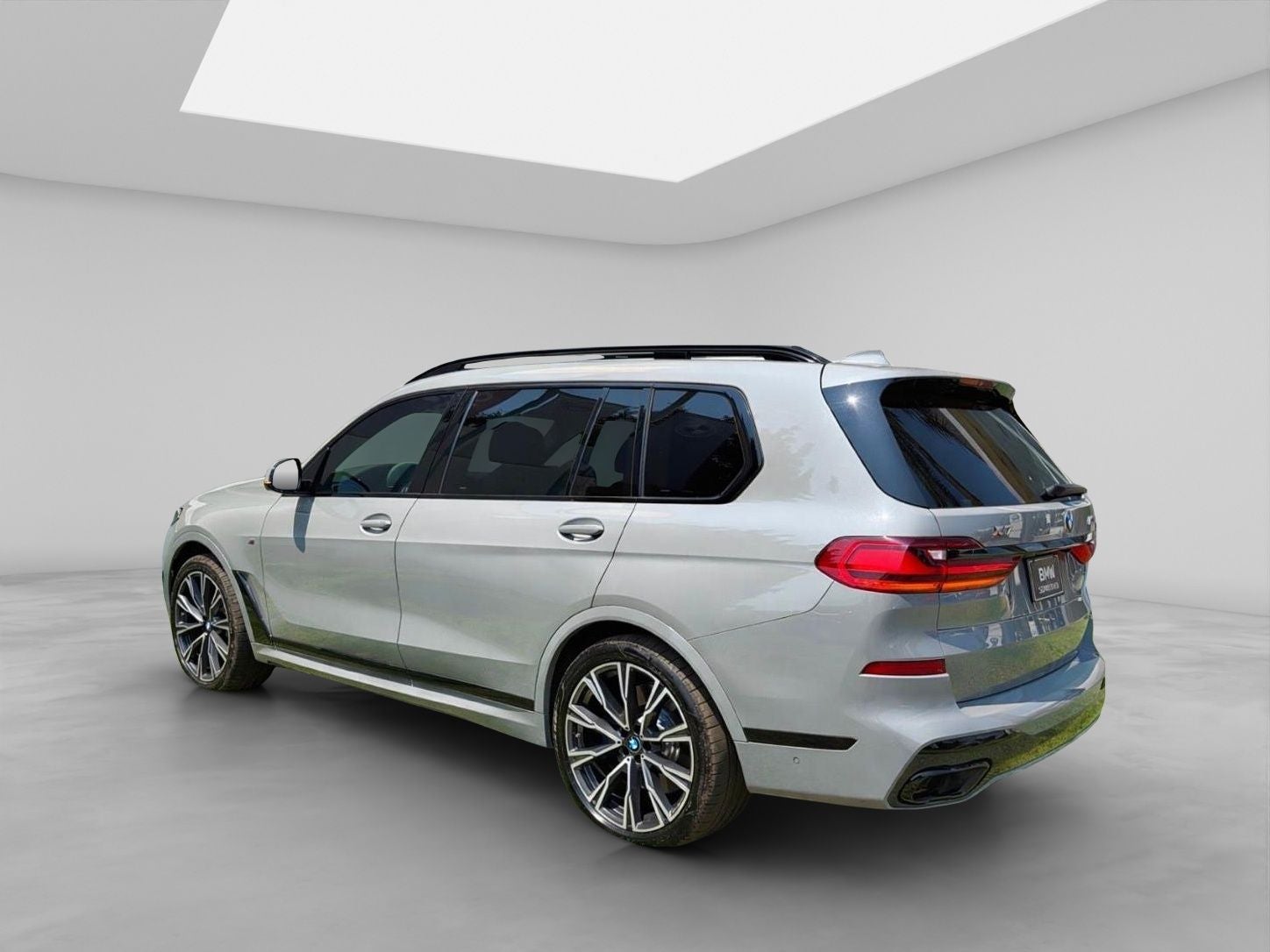 2022 BMW X7 M50i V8 Biturbo 4x4 At