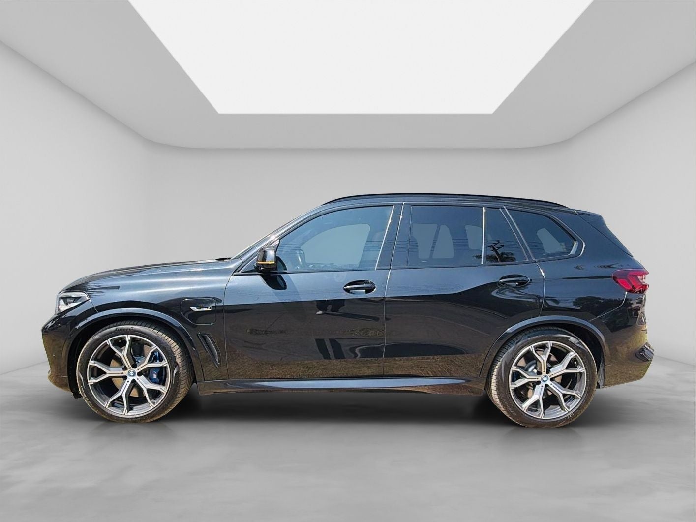 2023 BMW X5 3.0 xDrive 45e Hybrid At