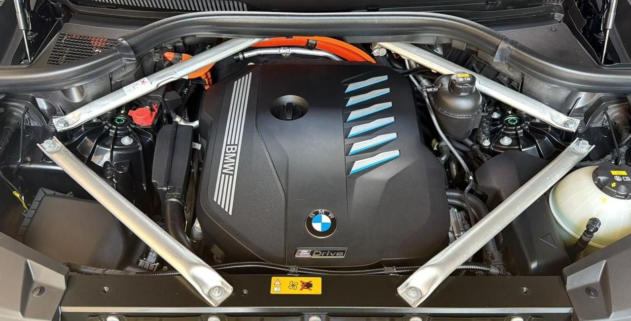 2023 BMW X5 3.0 xDrive 45e Hybrid At