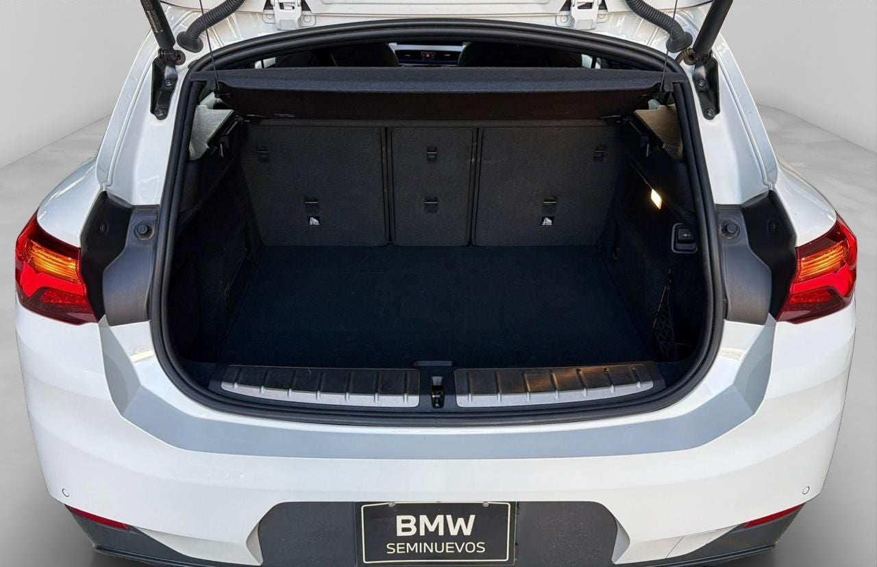 2023 BMW X2 2.0 M35i At