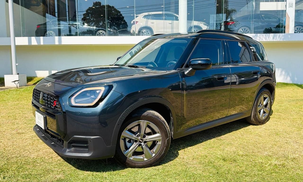 2024 MINI Countryman Countryman PHEV All4 At
