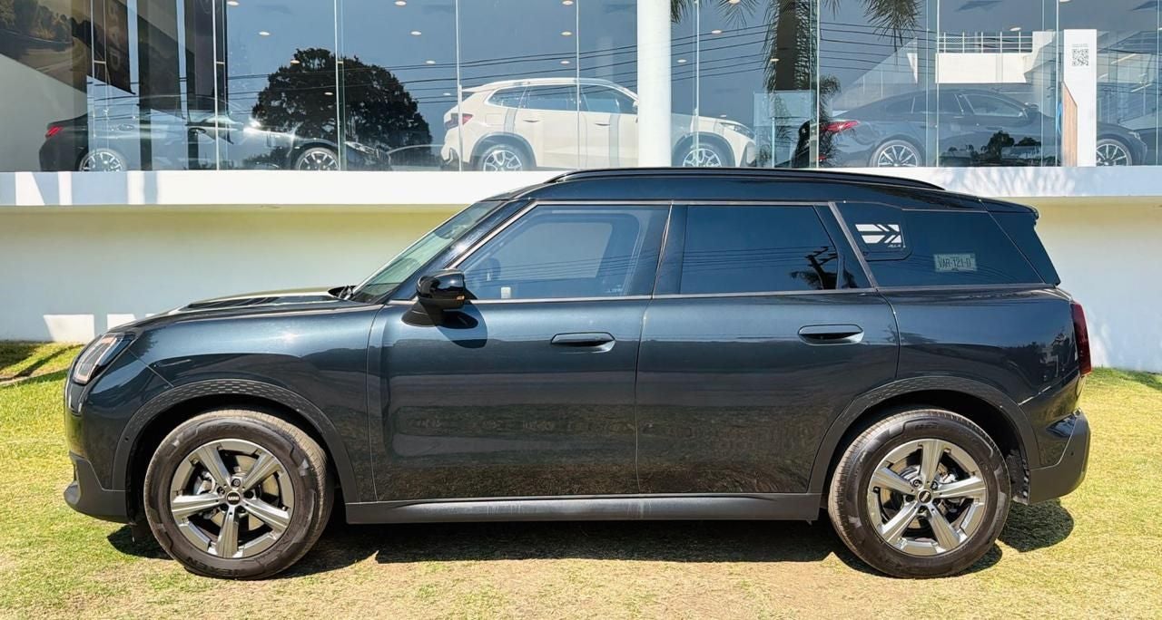 2024 MINI Countryman Countryman PHEV All4 At