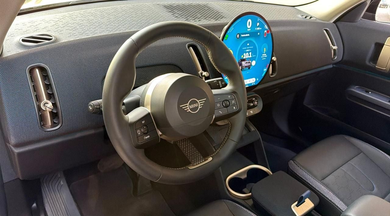 2024 MINI Countryman Countryman PHEV All4 At