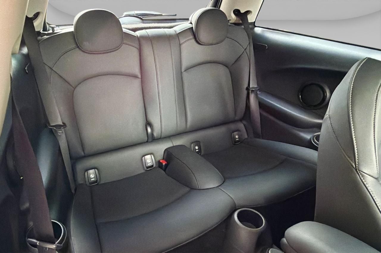 2024 MINI Cooper 1.5 Classic 3 Puertas At