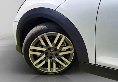 2025 MINI Cooper 1.5 Classic 5 Puertas At