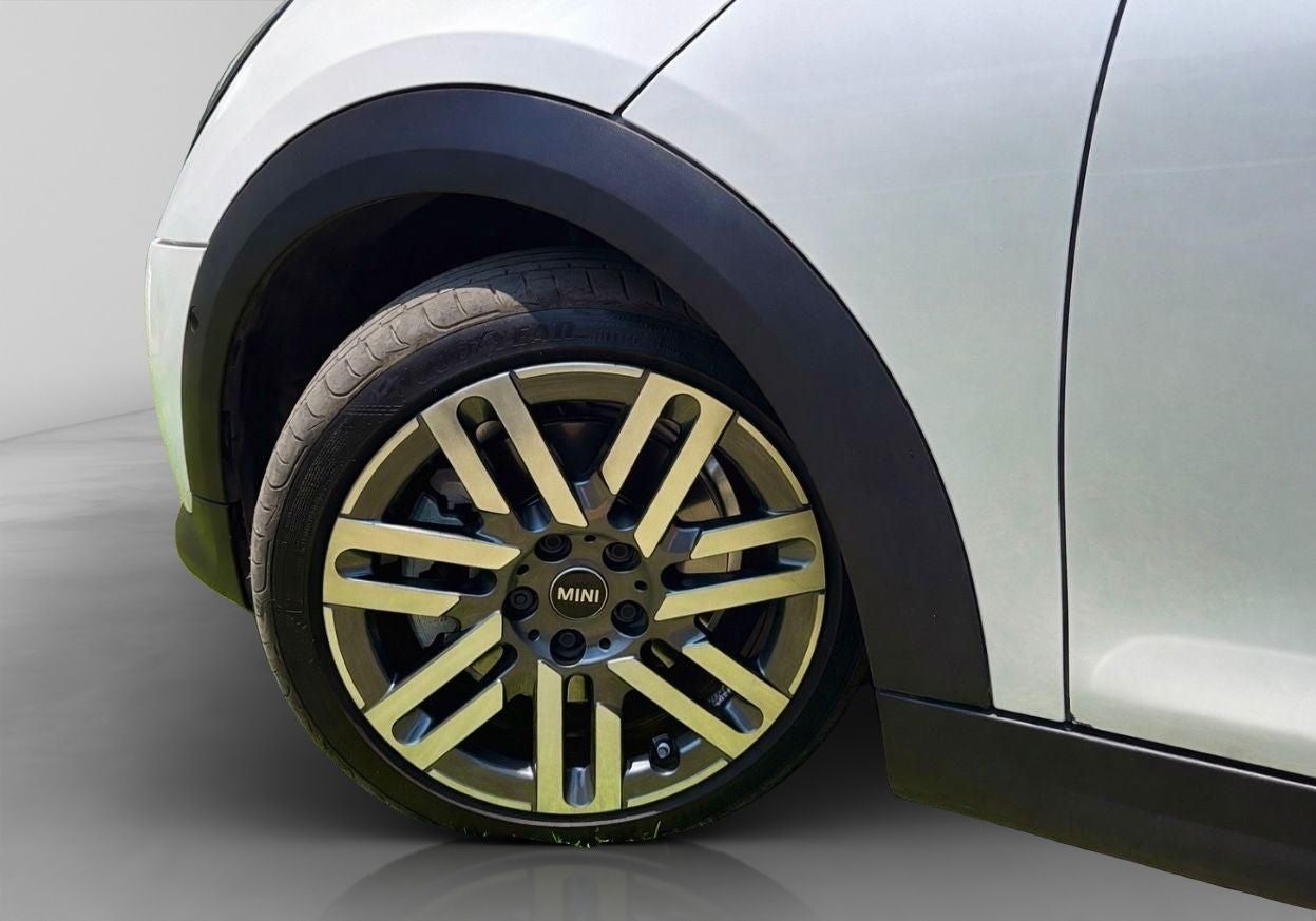 2025 MINI Cooper 1.5 Classic 5 Puertas At