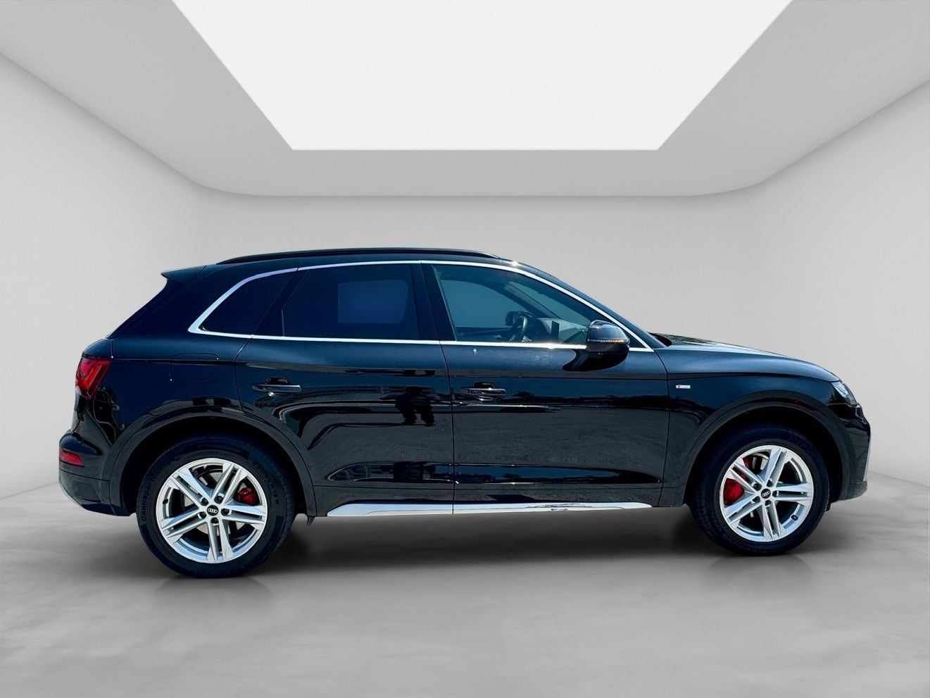 2023 Audi Q5 2.0 L4 S Line S-Tronic At
