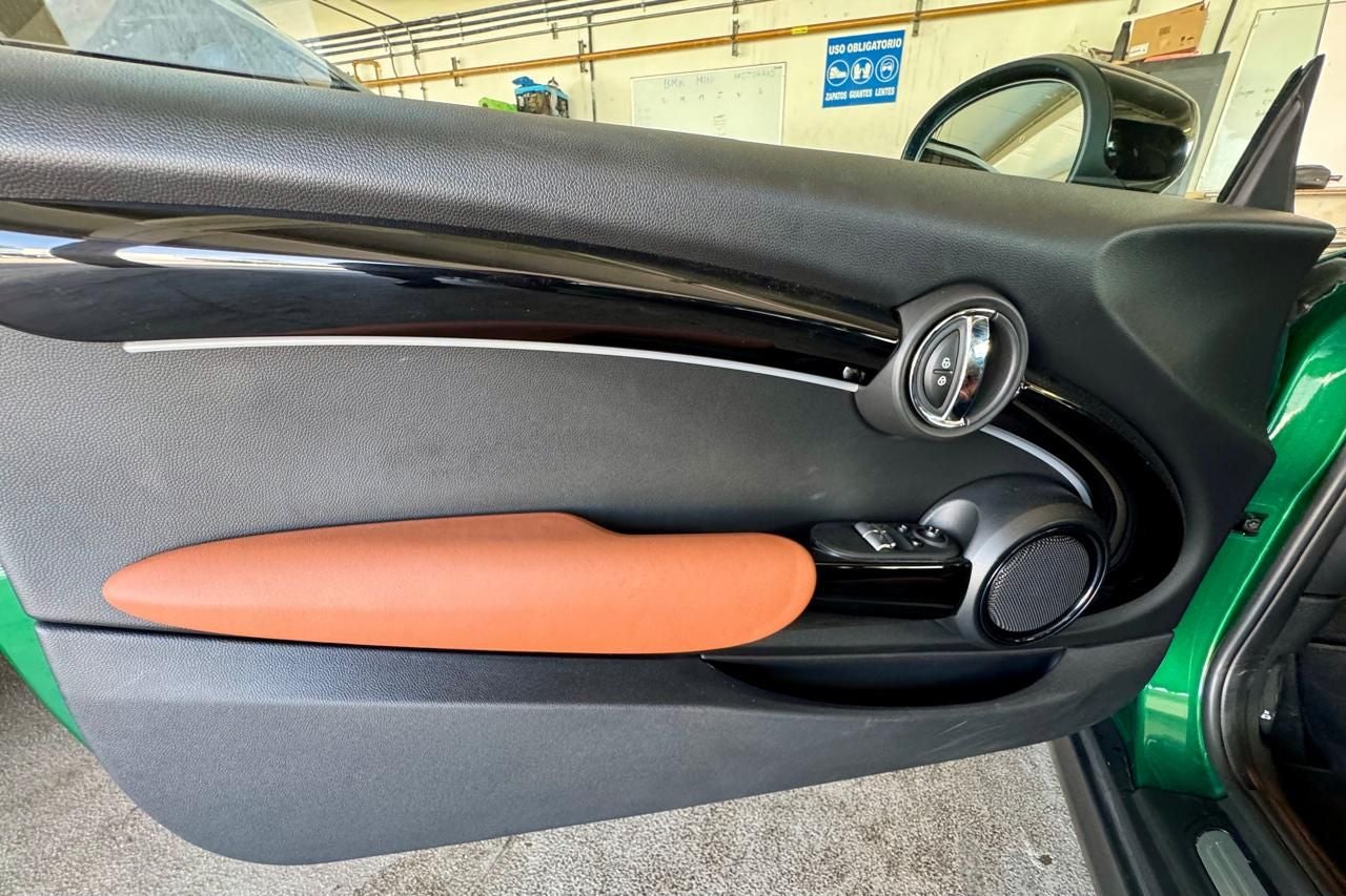 2024 MINI Cooper 1.5 Classic 3 Puertas At