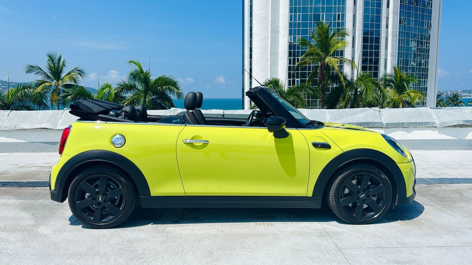 2024 MINI Cooper S Convertible Iconic At