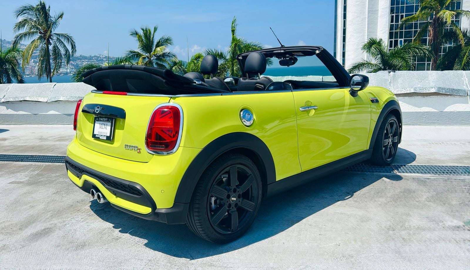 2024 MINI Cooper S Convertible Iconic At