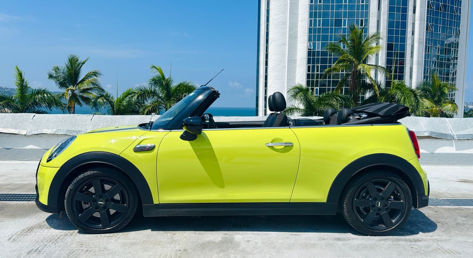 2024 MINI Cooper S Convertible Iconic At