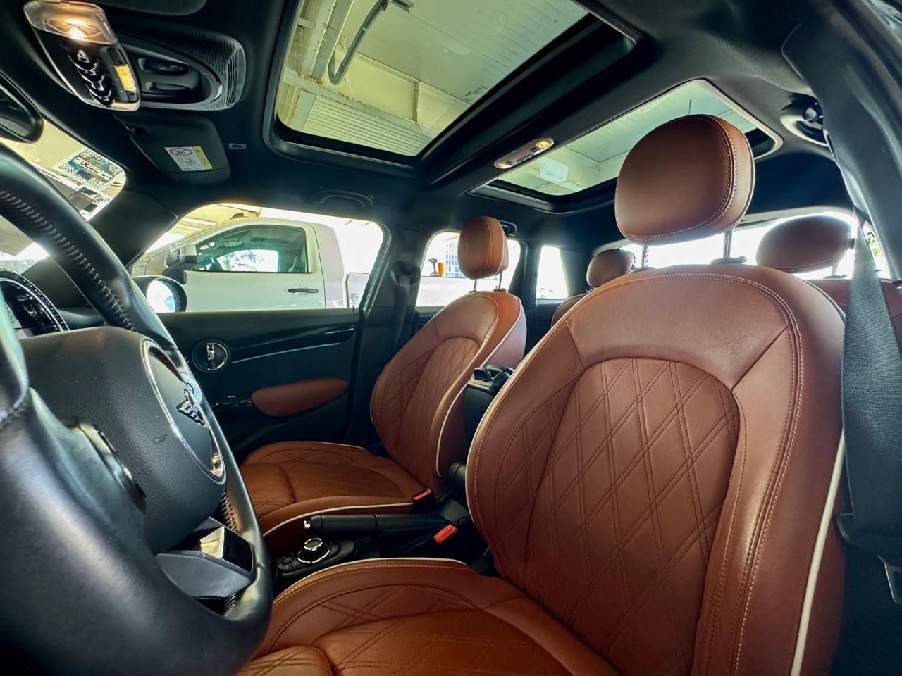 2023 MINI Cooper S Classic 5 Puertas At