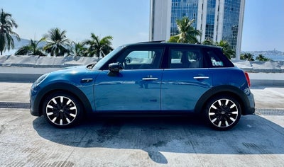 2023 MINI Cooper S Classic 5 Puertas At