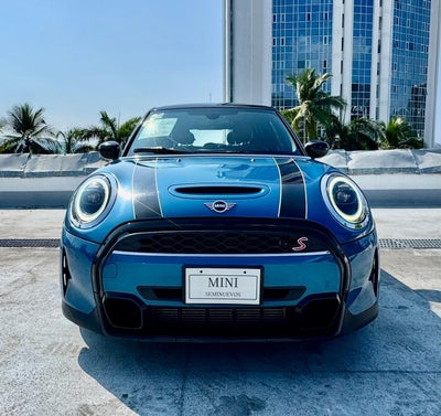 2023 MINI Cooper S Classic 5 Puertas At