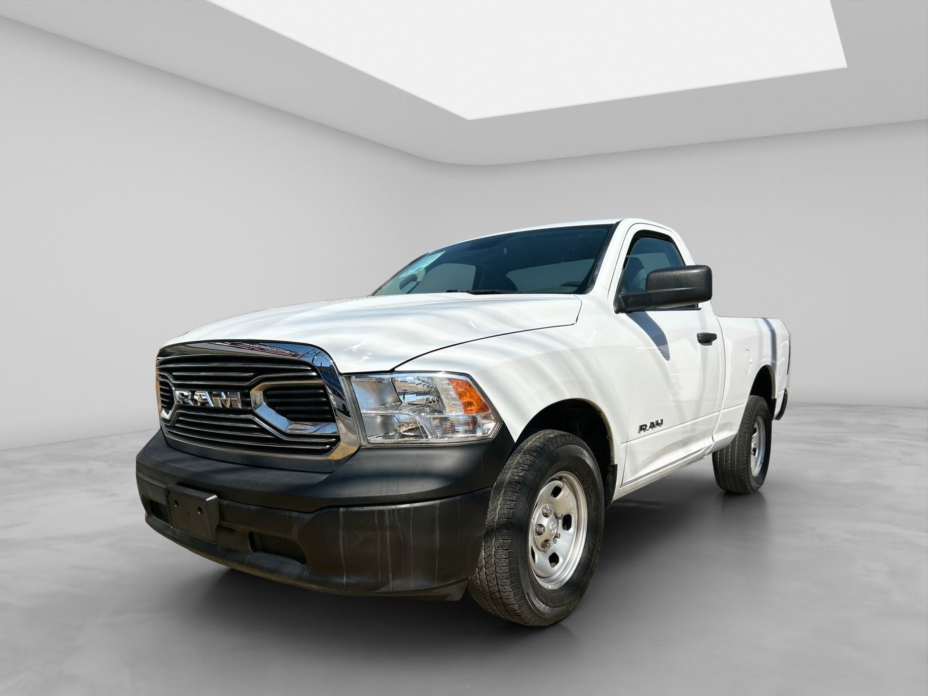 2020 RAM 1500 3.3 V6 XL Cab Regular 4x2 AT