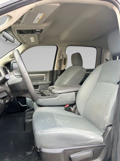 2020 RAM 1500 3.3 V6 XL Crew Cab 4x2 At