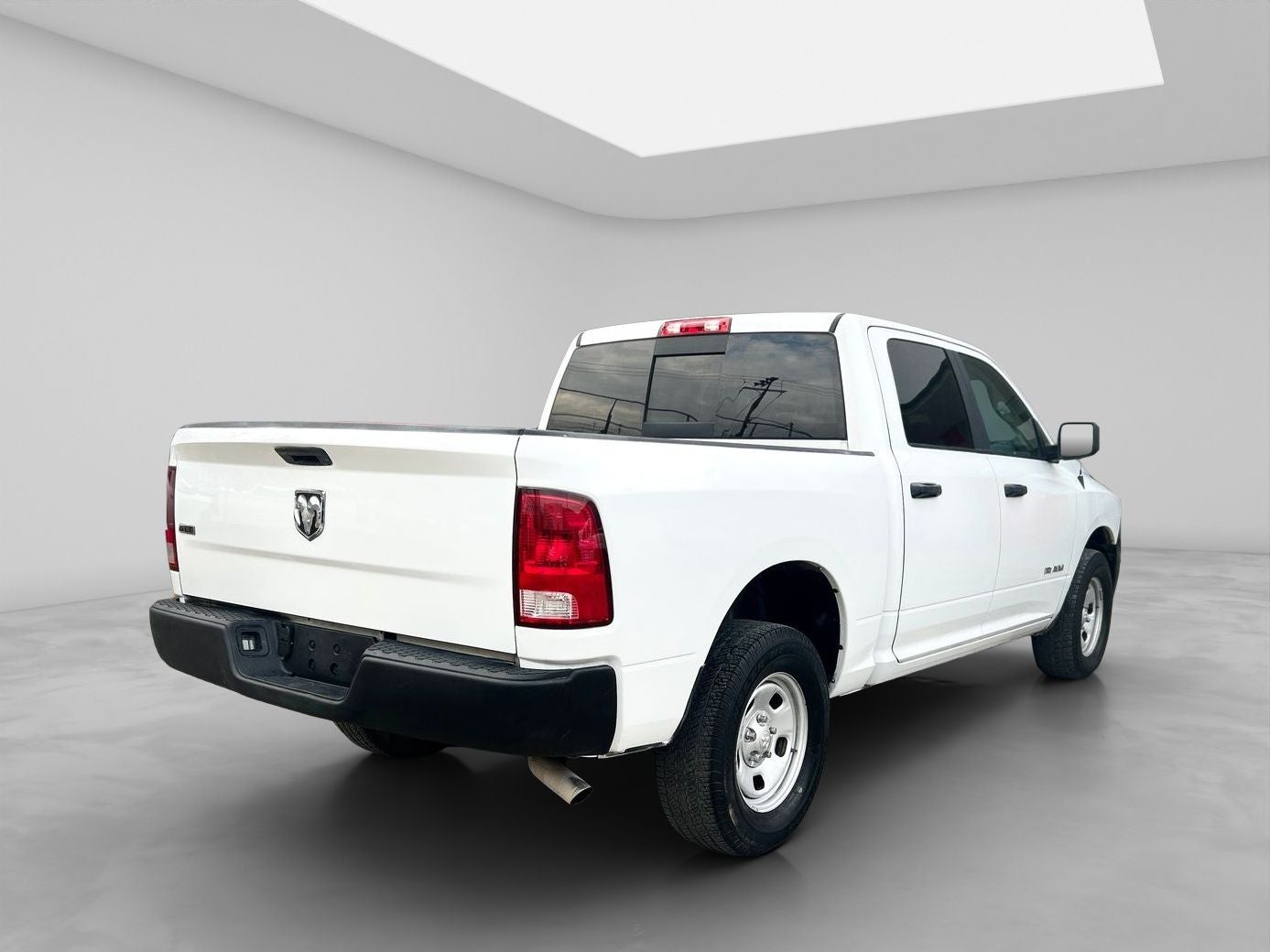2020 RAM 1500 3.3 V6 XL Crew Cab 4x2 At