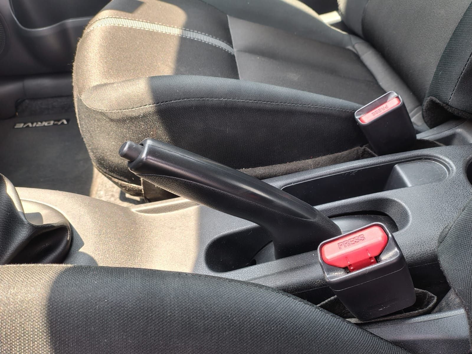 2024 Nissan V-Drive 1.6 A/C Mt