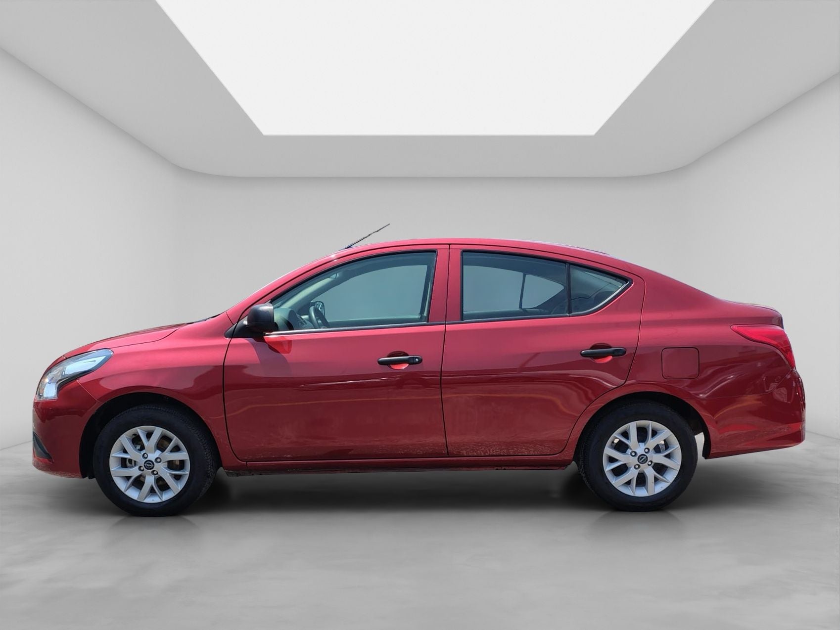 2024 Nissan V-Drive 1.6 A/C Mt