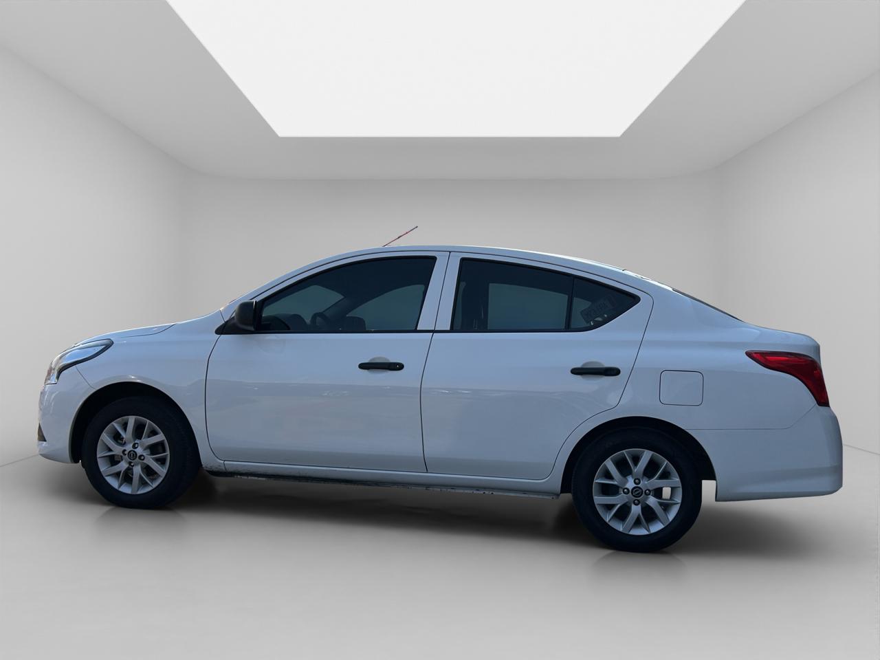 2023 Nissan V-Drive 1.6 A/C Mt