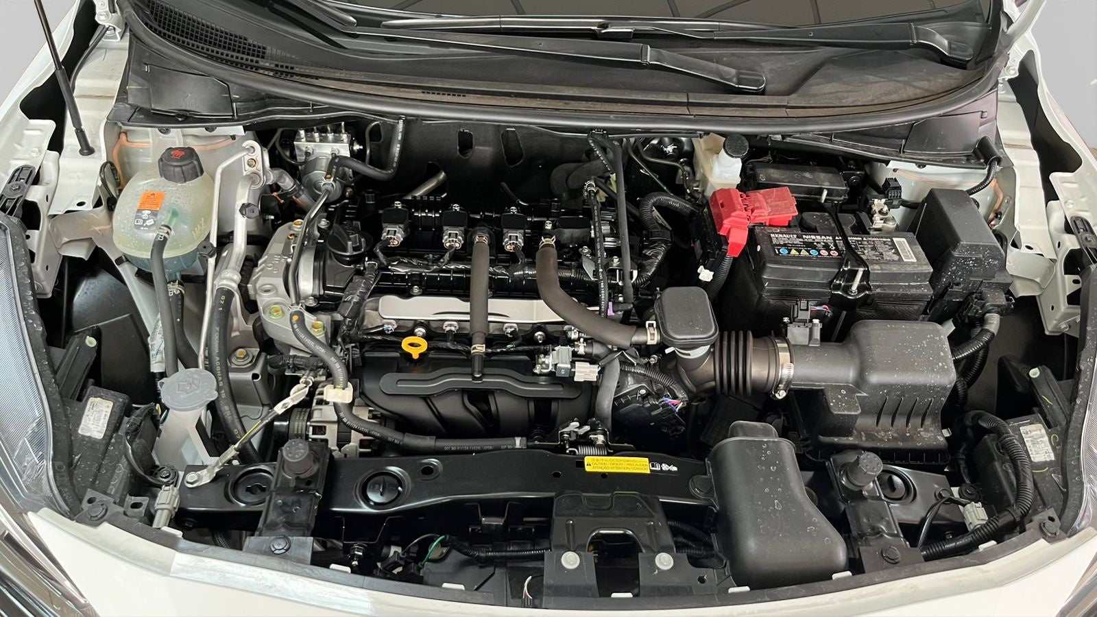 2025 Nissan Versa 1.6 Advance At