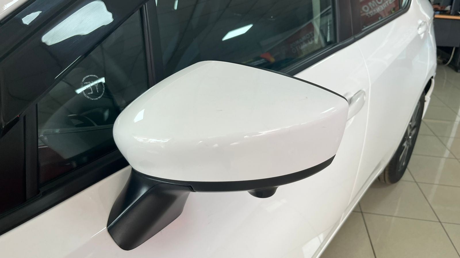 2025 Nissan Versa 1.6 Advance At
