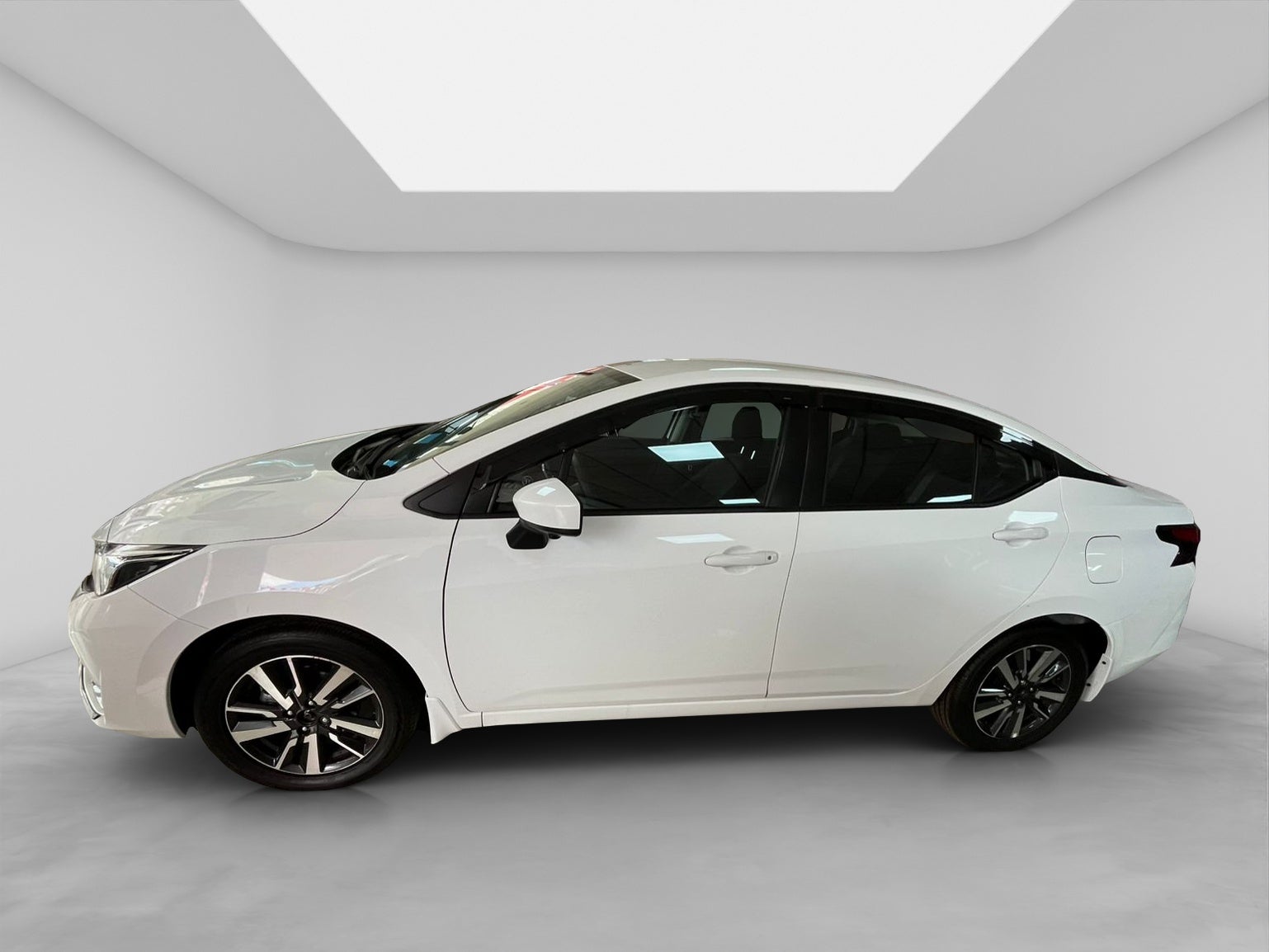 2025 Nissan Versa 1.6 Advance At