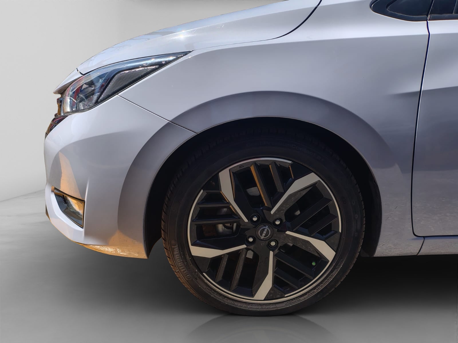 2024 Nissan Versa 1.6 SR At