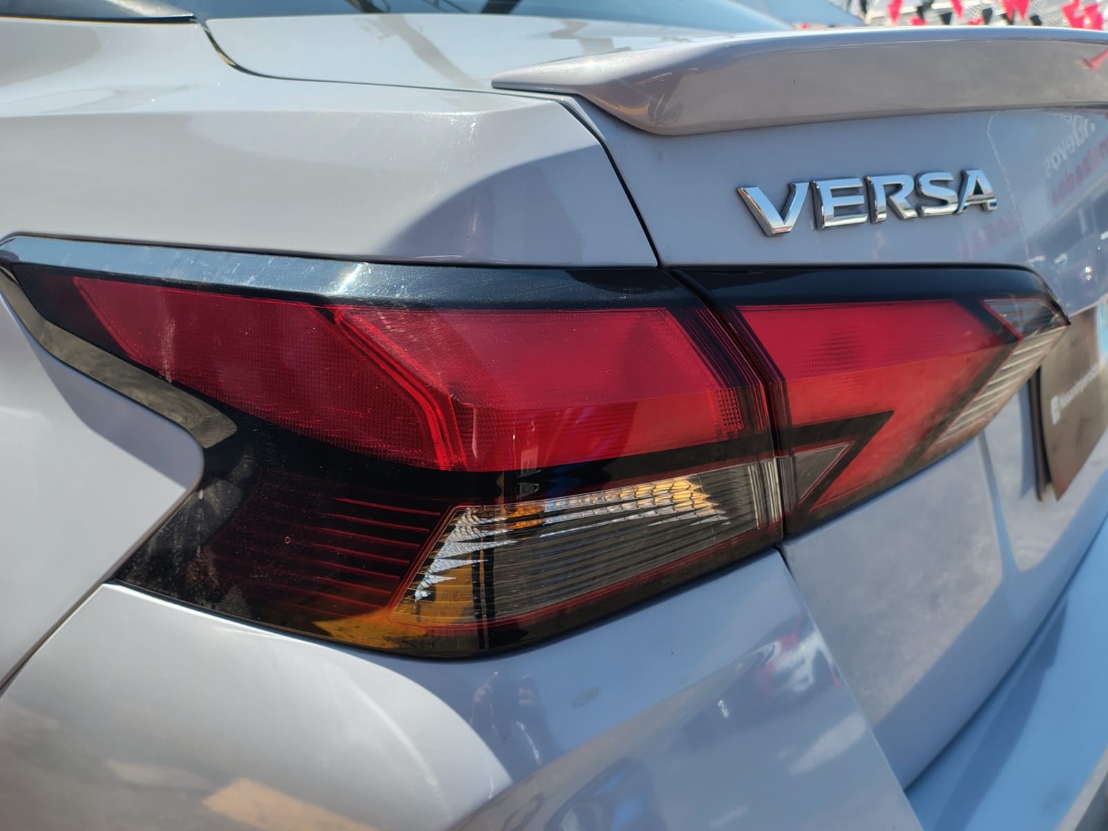 2024 Nissan Versa 1.6 SR At