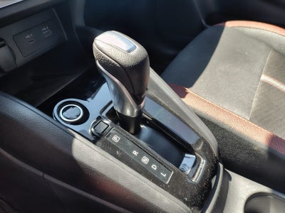 2024 Nissan Versa 1.6 SR At