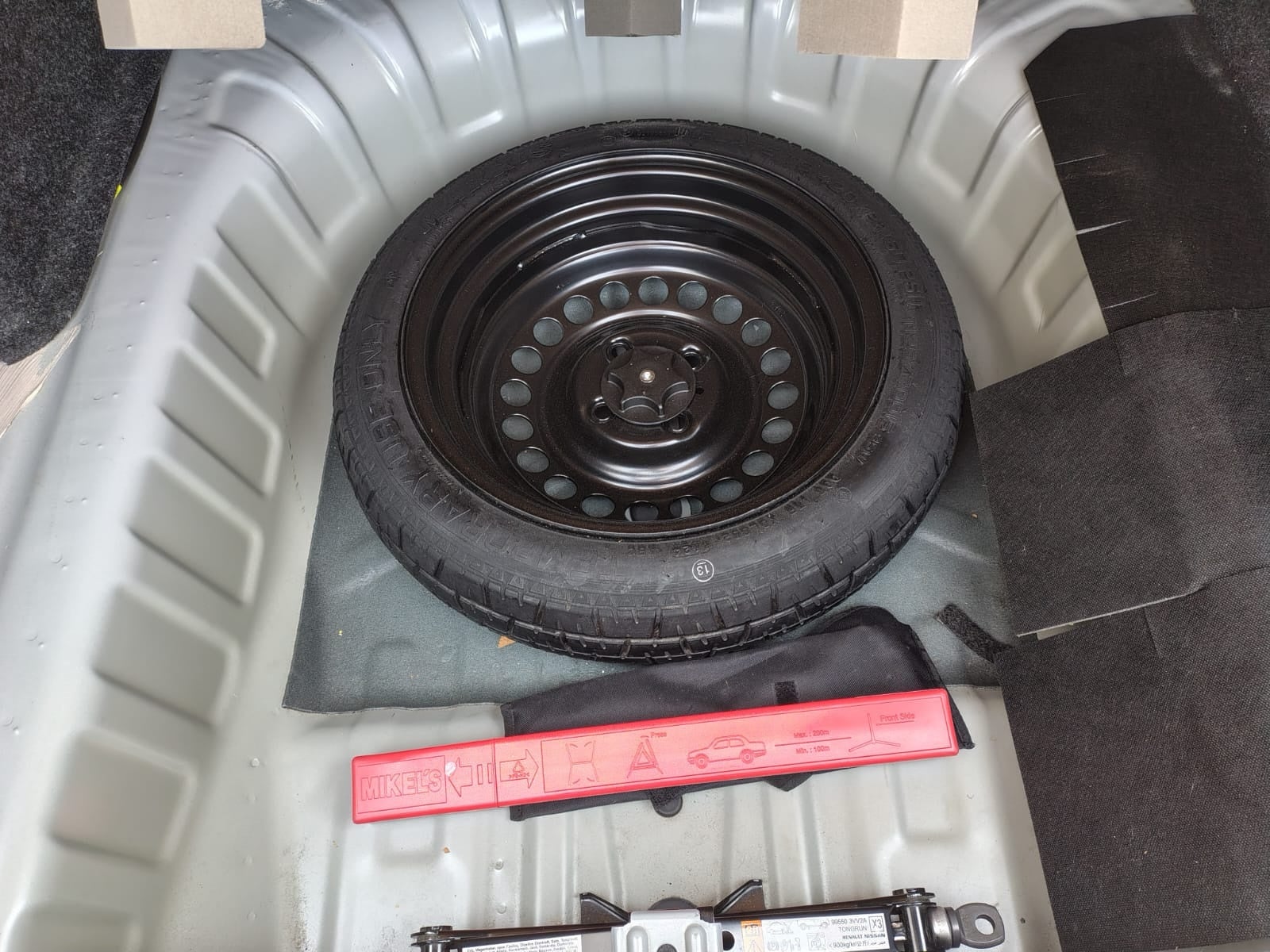 2024 Nissan Versa 1.6 SR At