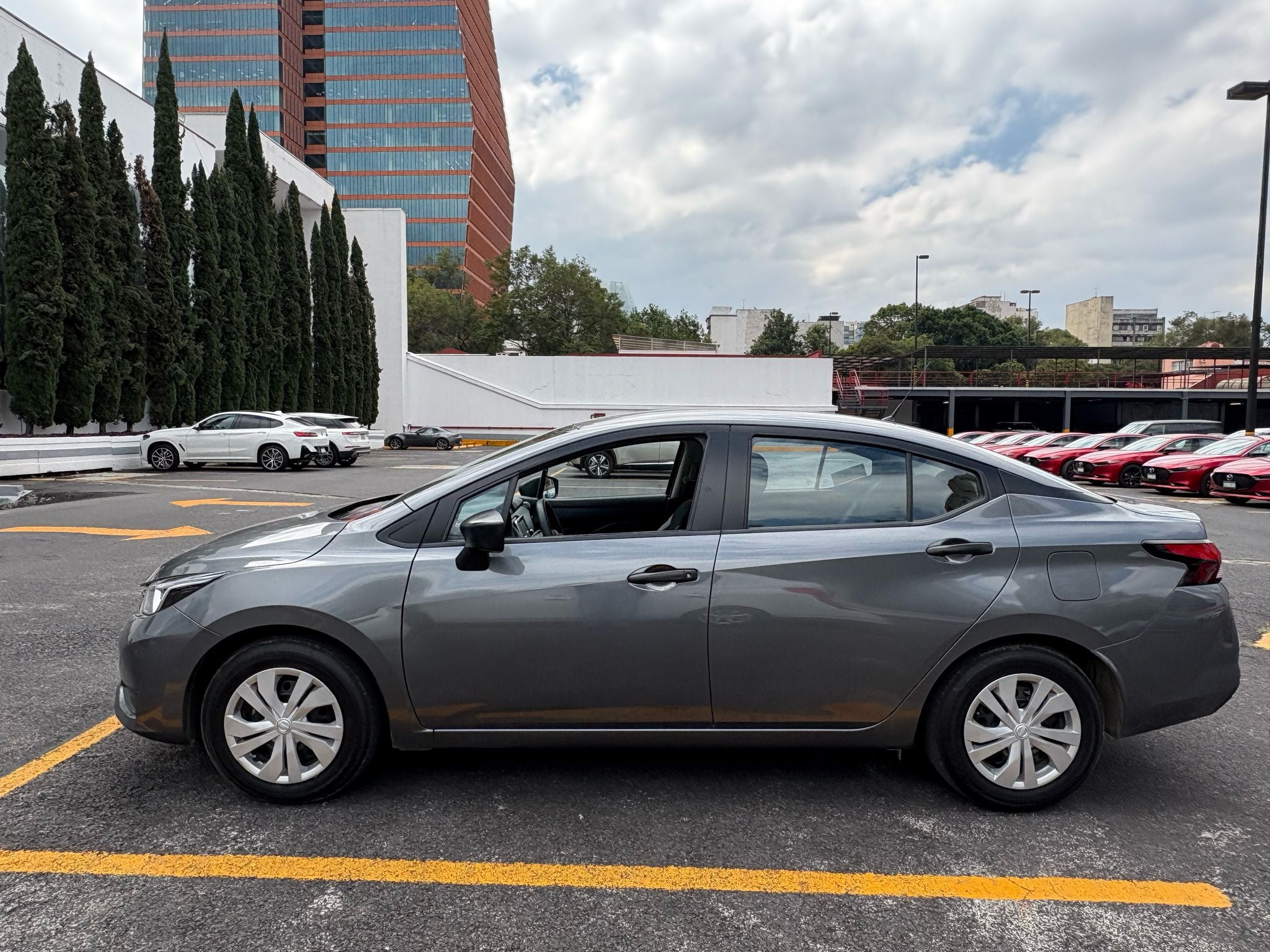 2025 Nissan Versa 1.6 Sense Mt