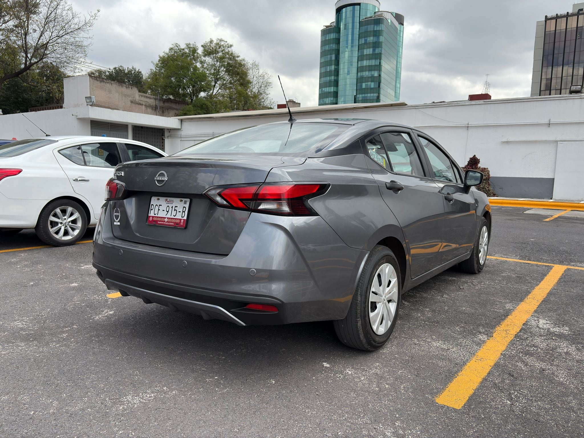 2025 Nissan Versa 1.6 Sense Mt