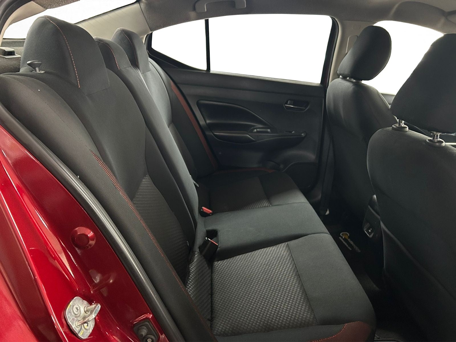 2023 Nissan Versa 1.6 Sr At