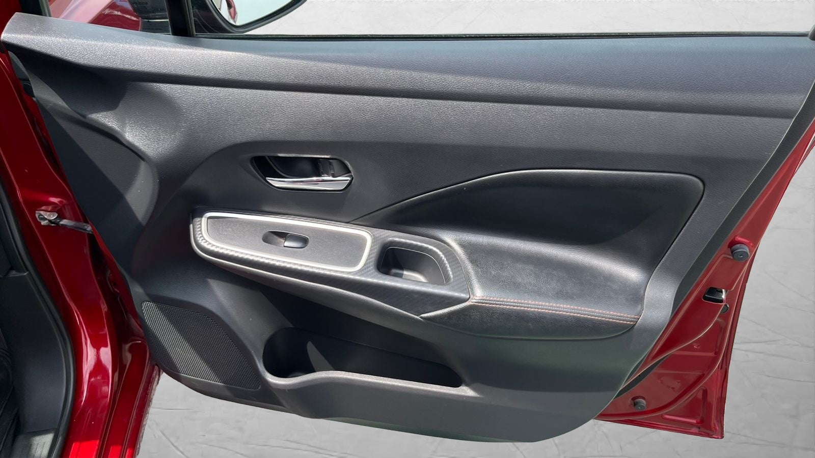 2023 Nissan Versa 1.6 Sr At