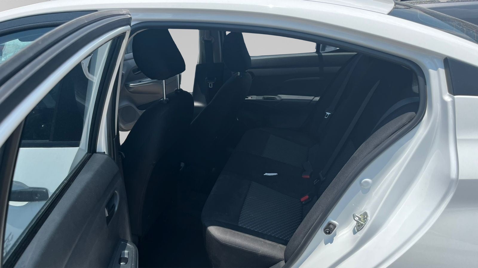 2023 Nissan Versa 1.6 Sense Mt