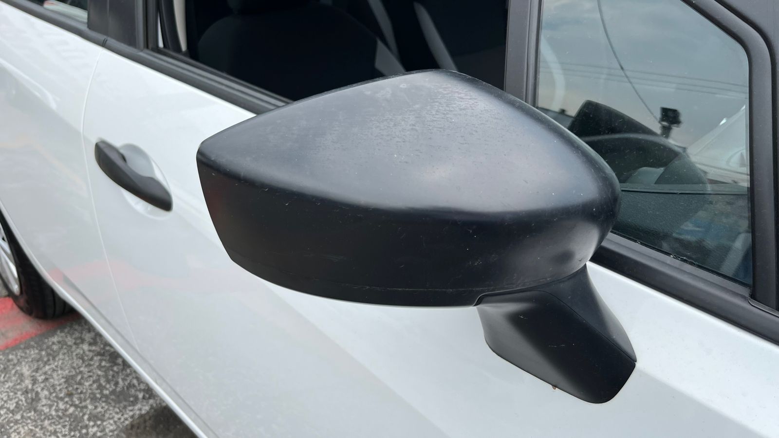 2024 Nissan Versa 1.6 Sense At