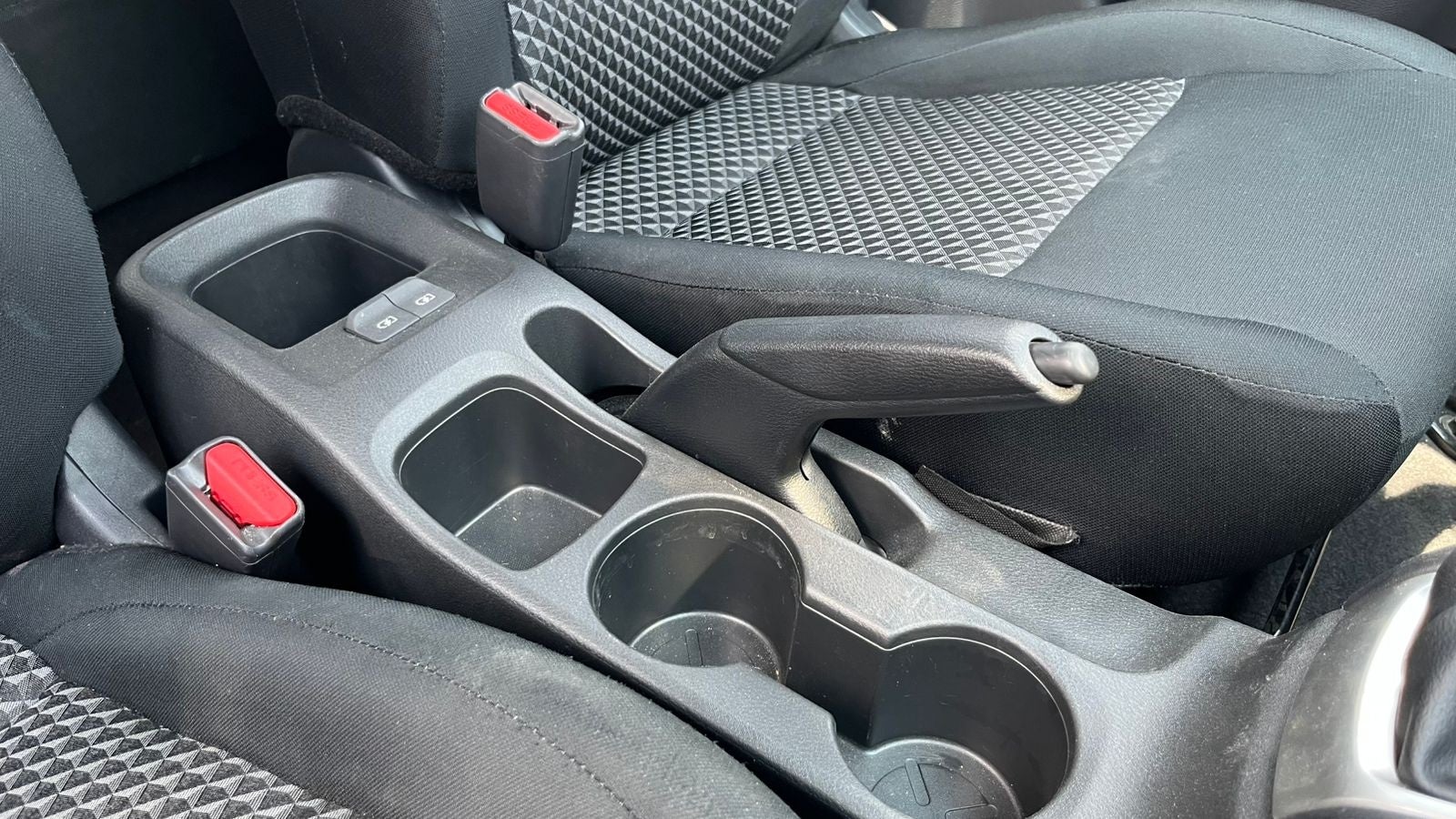 2024 Nissan Versa 1.6 Sense At