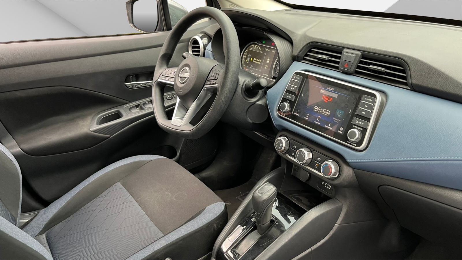 2025 Nissan Versa 1.6 Advance At