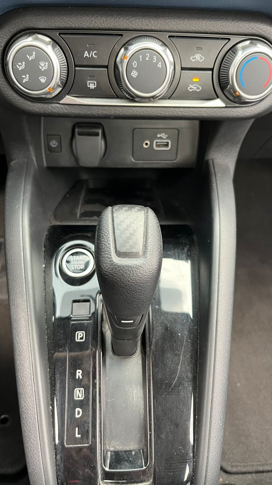 2025 Nissan Versa 1.6 Advance At