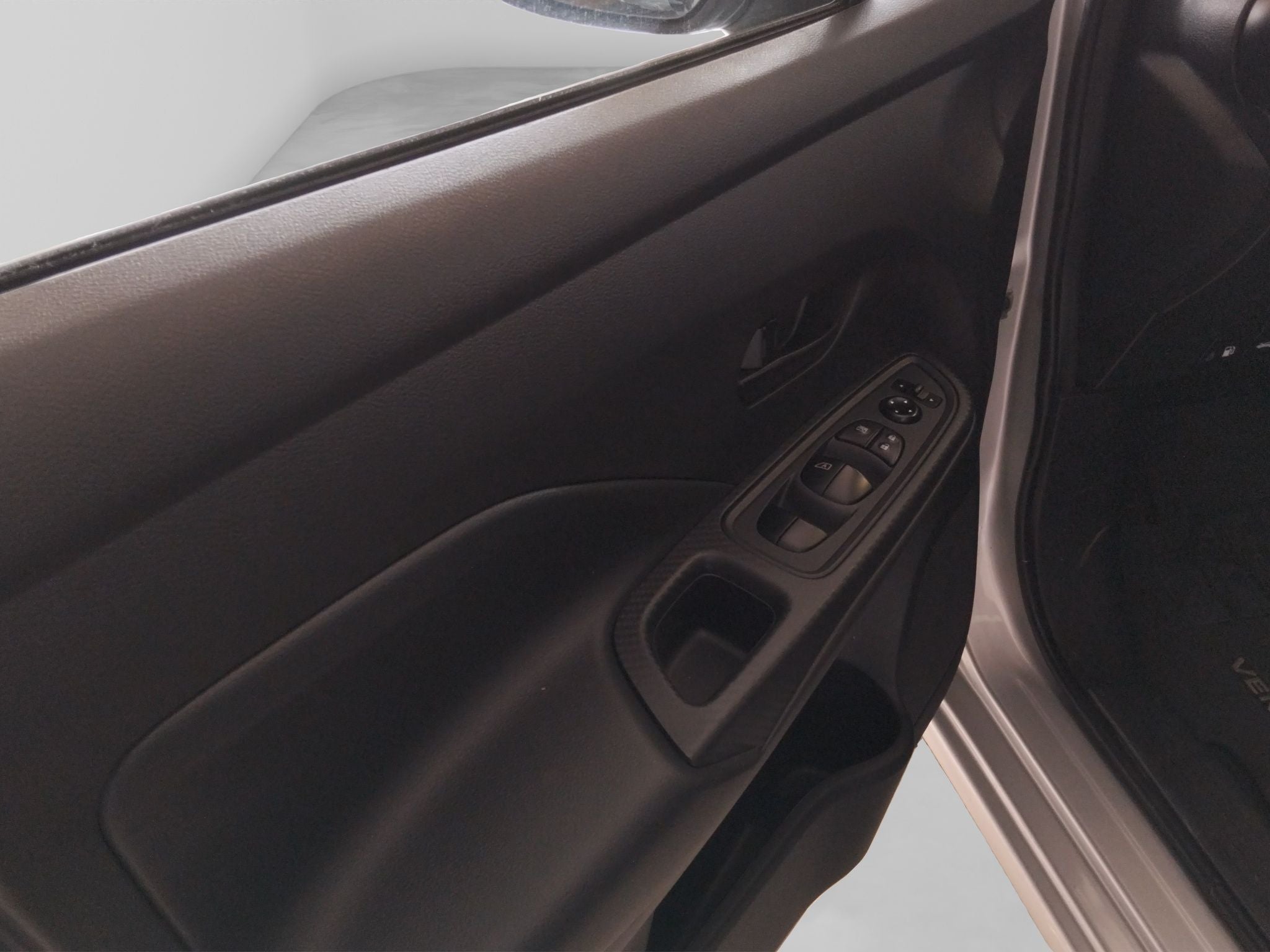 2025 Nissan Versa 1.6 Sense Mt