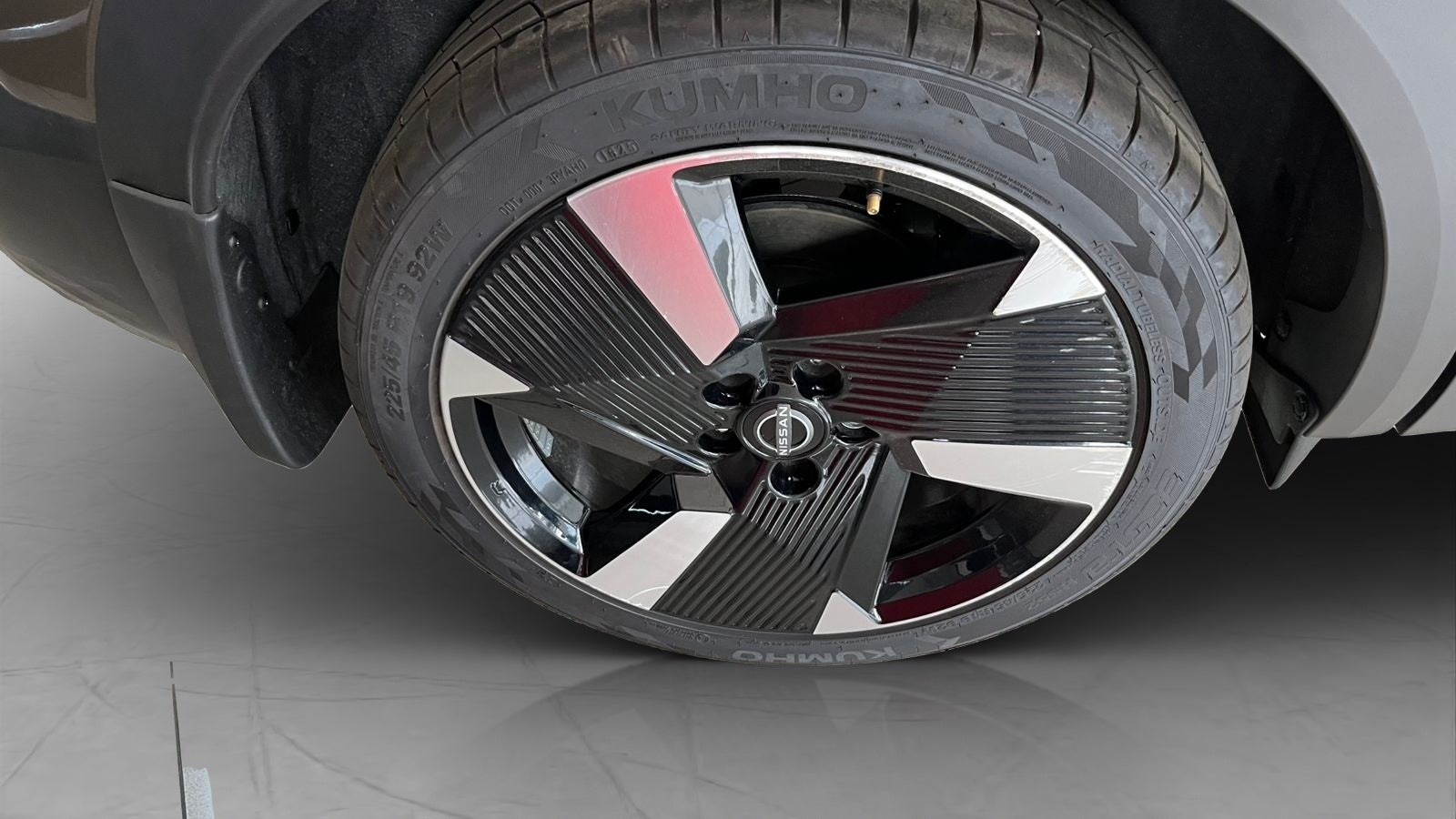2025 Nissan Kicks 2.0 Platinum At